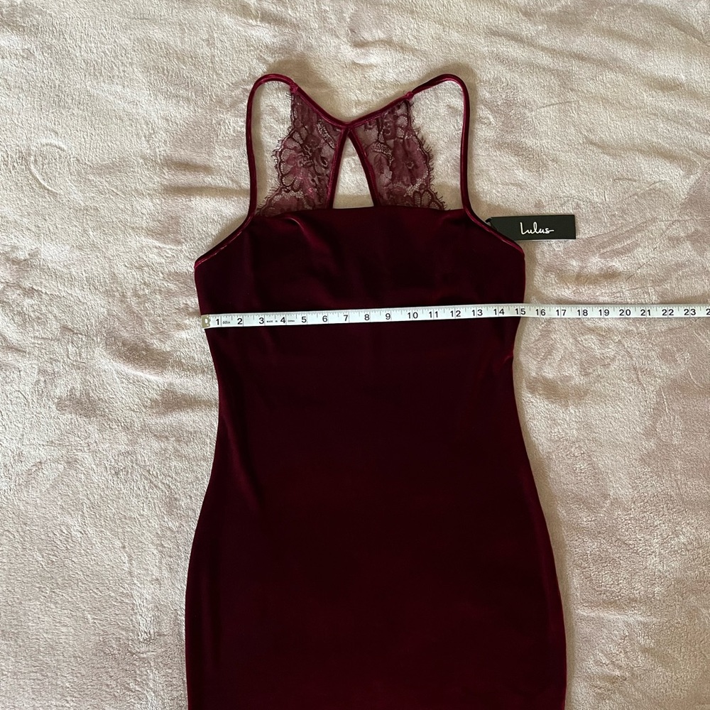 Lulus burgundy velvet mini cocktail dress- size large - Picture 4 of 7